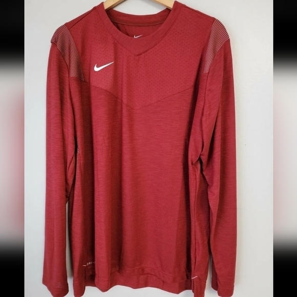 Nike Dri-FIT Team Player Size L Long Sleeve UV Crew Shirt CW3539-613 Crimson - Picture 1 of 9